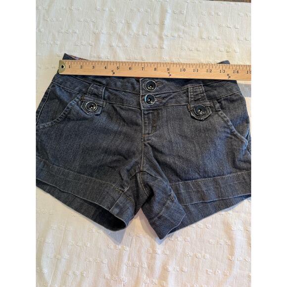 One Love Gray Denim Shorts – Size 4 – Button Front, Cuffed Hem, Paisley Lining - Picture 6 of 6